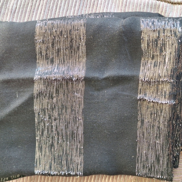 Holidays Indian Scarf Black/Silver Pattern Viscose/Lurex Pretty 66"X20" - Picture 2 of 4